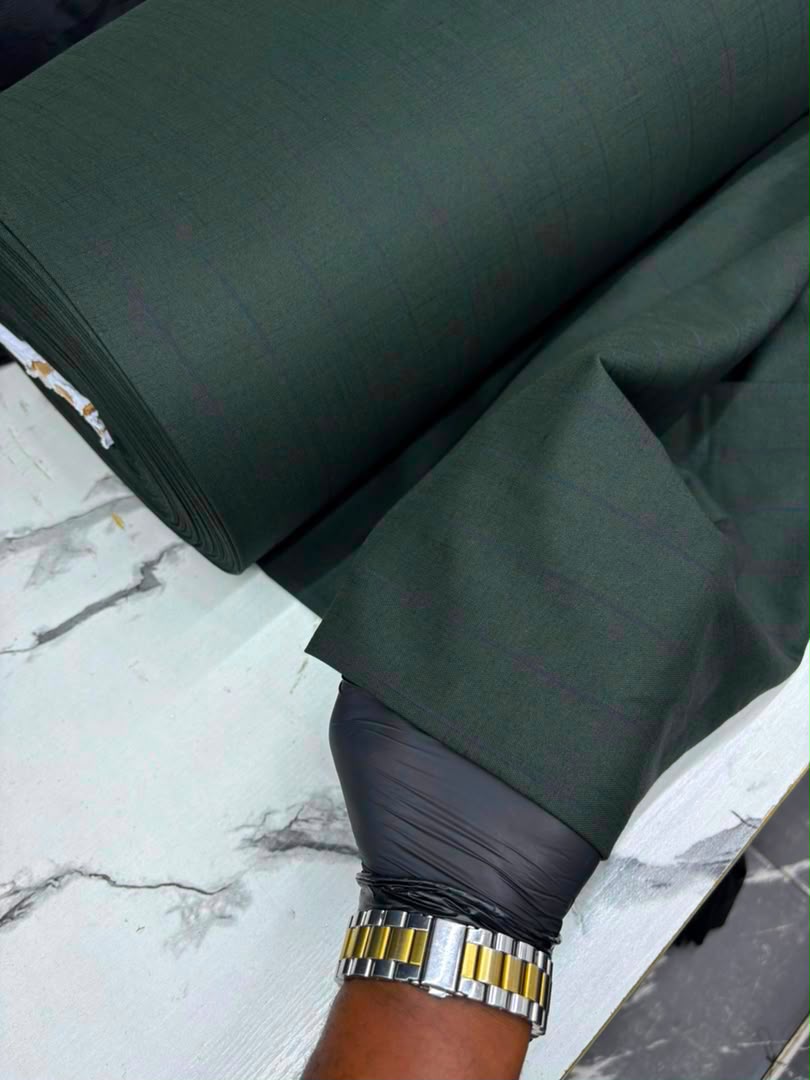 Tissu costume vert kaki